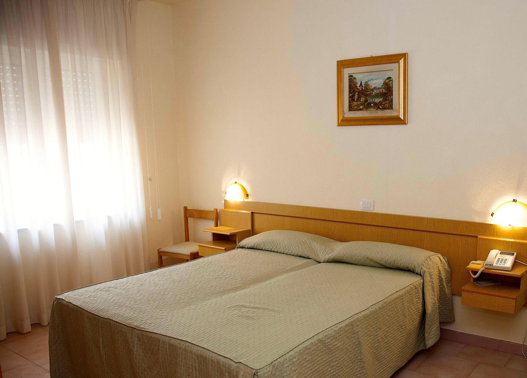 A.I.R. Hotel Gabbiano Isola Rossa Exterior photo