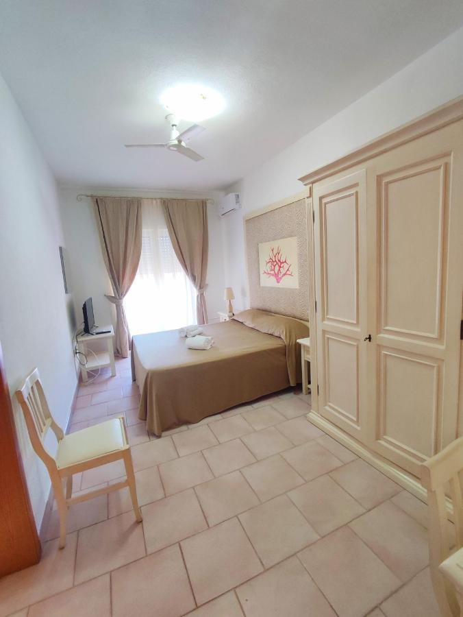 A.I.R. Hotel Gabbiano Isola Rossa Exterior photo