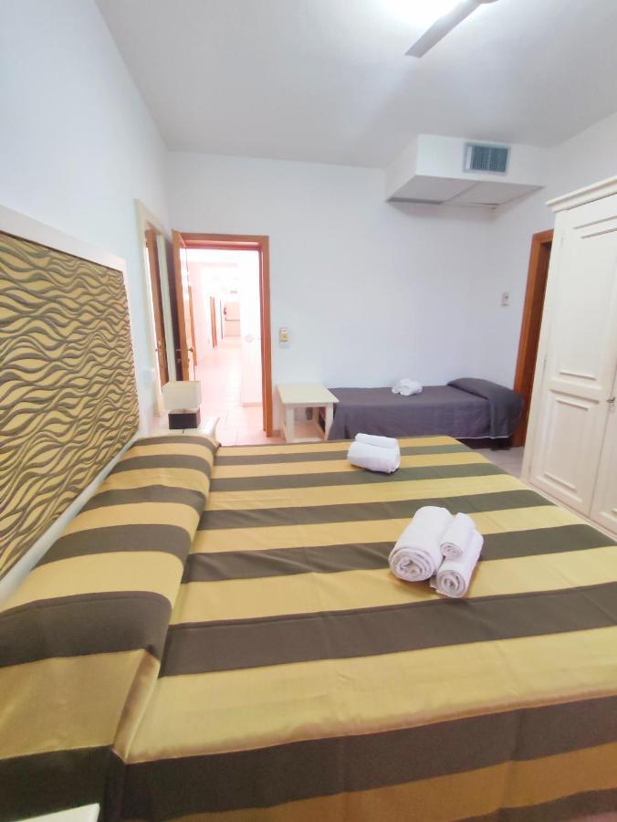 A.I.R. Hotel Gabbiano Isola Rossa Exterior photo