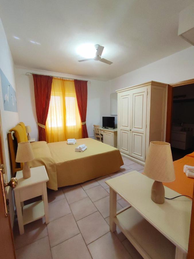 A.I.R. Hotel Gabbiano Isola Rossa Exterior photo