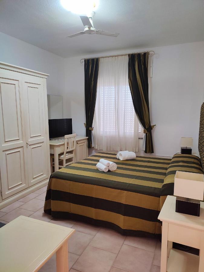A.I.R. Hotel Gabbiano Isola Rossa Exterior photo